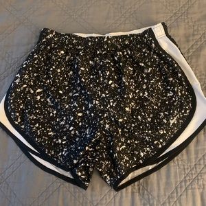 Nike athletic shorts M